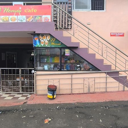 J J Homes Ooty Bagian luar foto